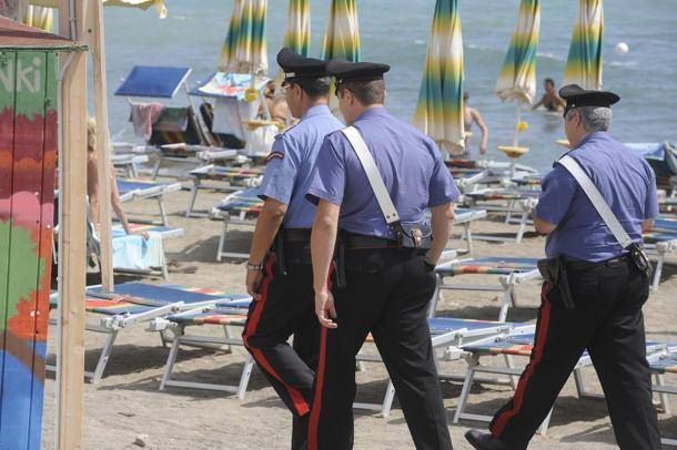 Droga in spiaggia, 42enne arrestato a Scalea
