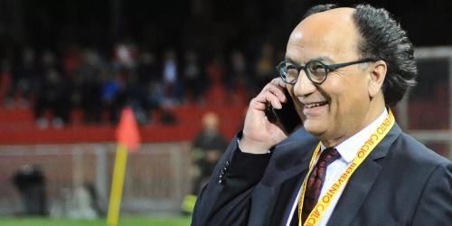 eugenio guarascio al telefono