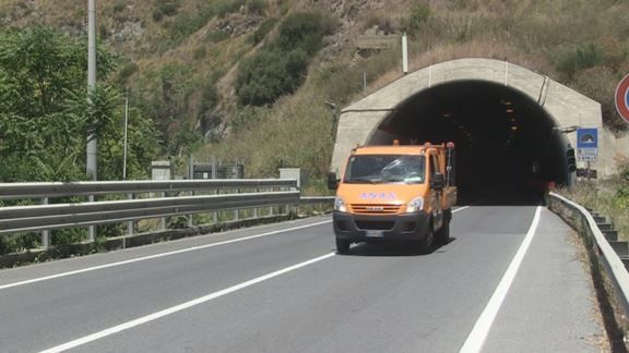 Riapre la Galleria di Coreca ad Amantea. Iannone: «Lavori ultimati»