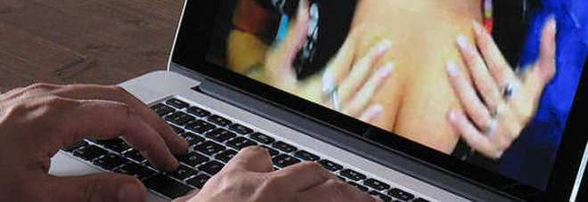 Ricatto a luci rosse, in manette 2 ventenni