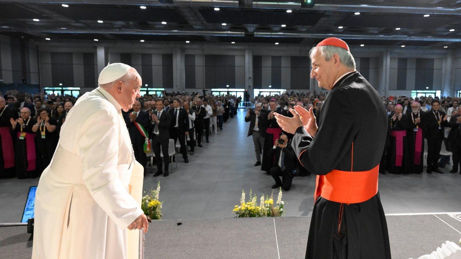 Il Papa a Trieste: «L’indifferenza è un cancro della democrazia»
