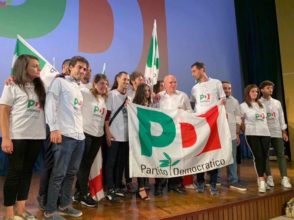 Assemblea Pd, i circoli pro-Oliverio: «Stop alla foga distruttrice del commissario»