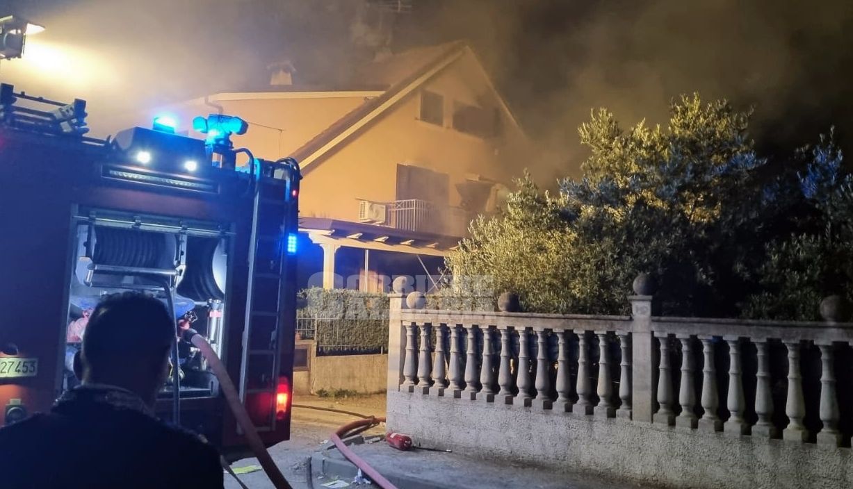 «Un boato mostruoso». Tre feriti in un’esplosione a Mirto Crosia