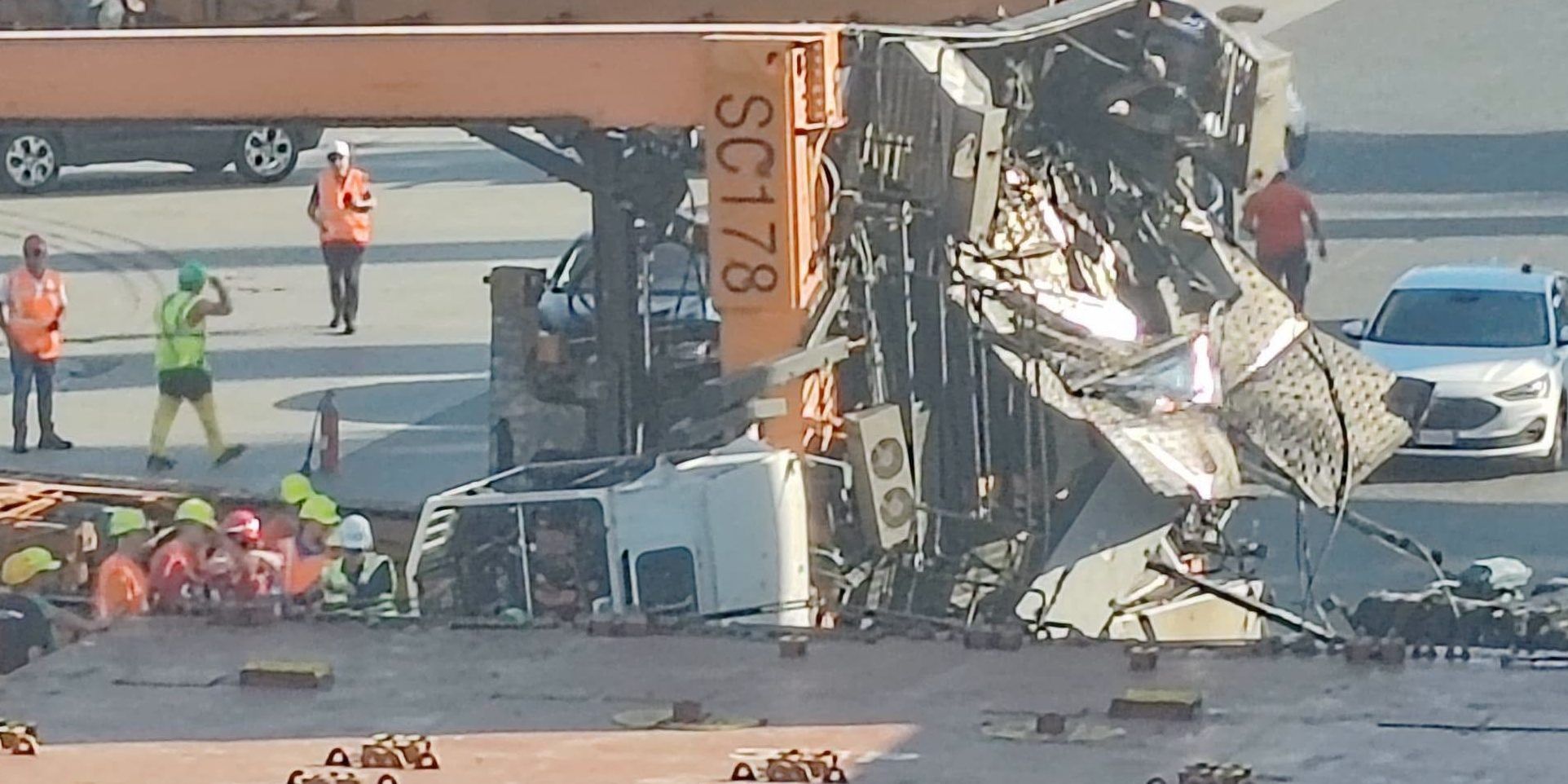 Si ribalta “carrello cavaliere”: operaio ferito gravemente al porto di Gioia Tauro