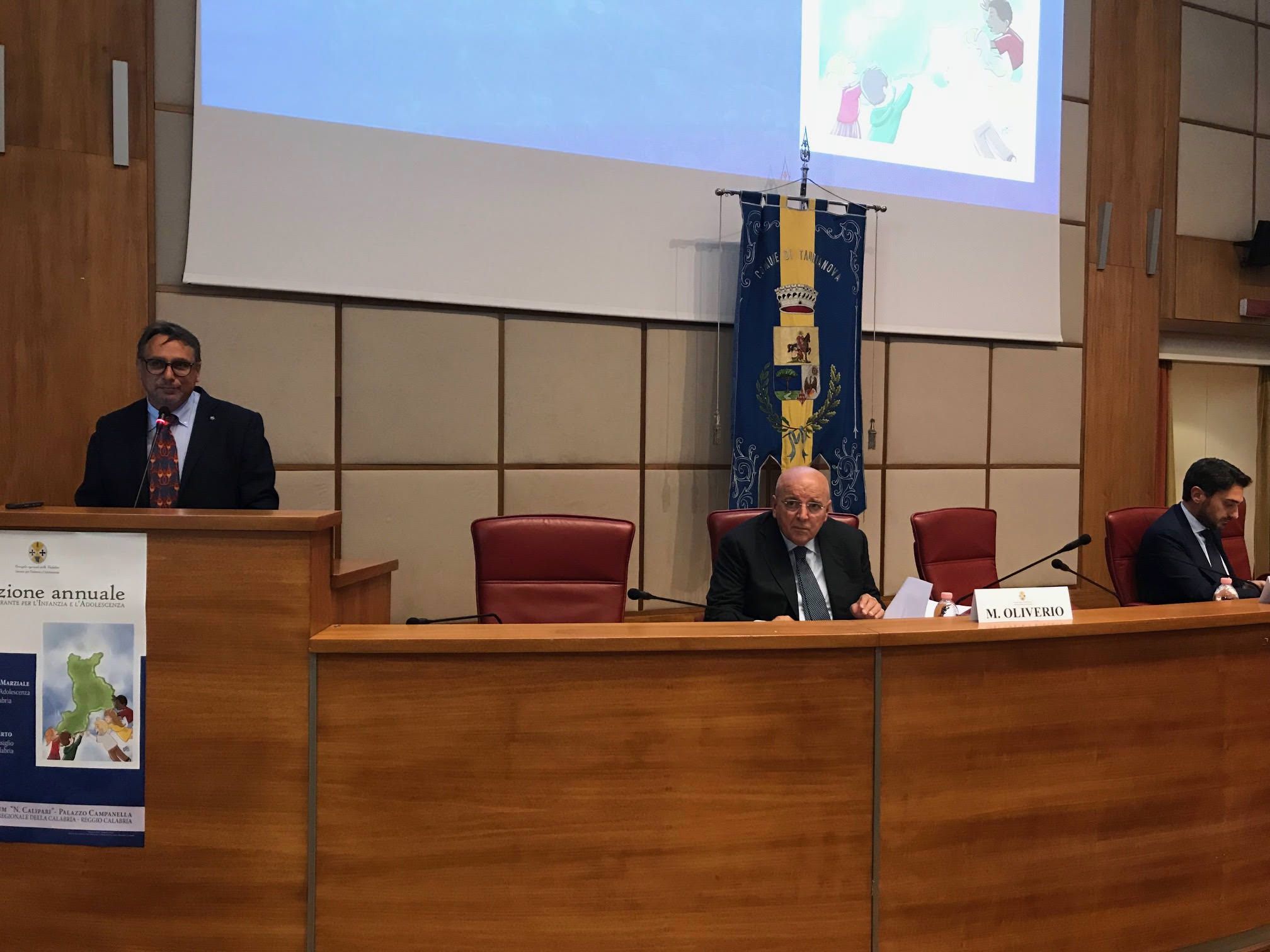 Marziale presenta il report: «Rivoluzione per l'infanzia»