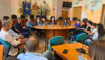 “Diamo una chance alla Pace”, a Cosenza confronto aperto tra istituzioni, Chiesa e giovani
