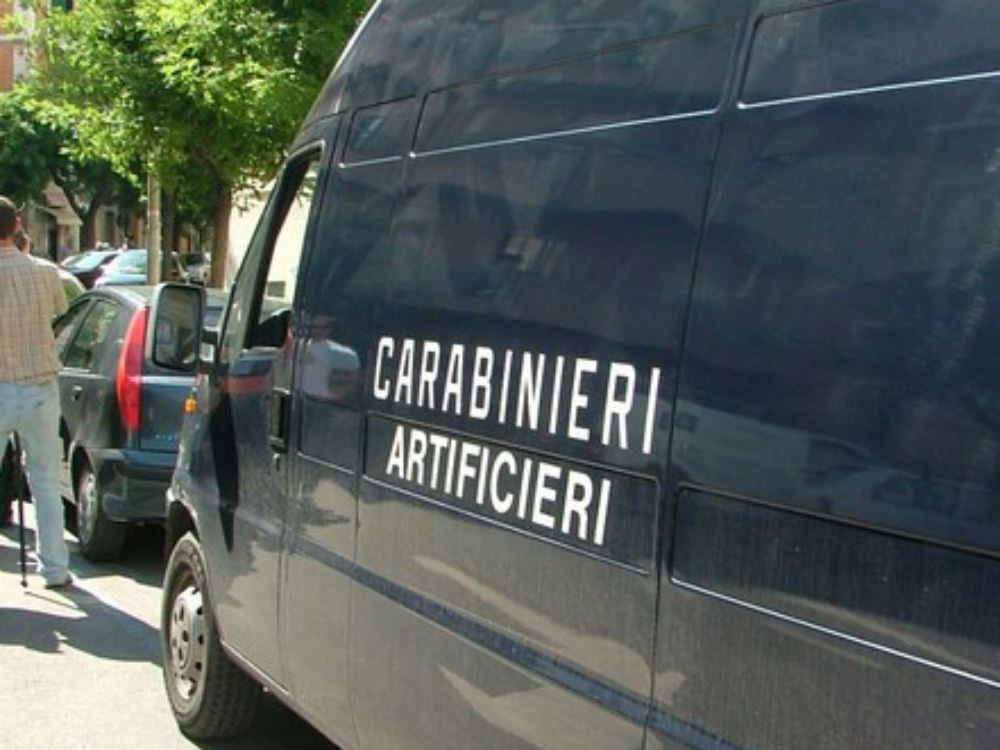 Arsenale scoperto dai carabinieri nel Reggino