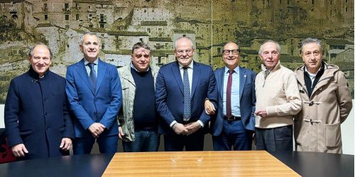 affidato SALA CONSILIARE Monterosso