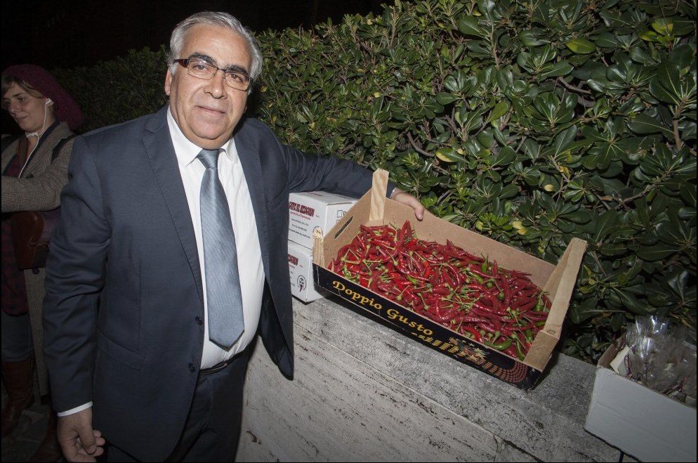 Peperoncini calabresi per Renzi