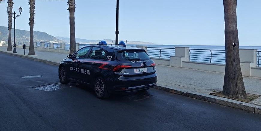 Mega party (abusivo) sul litorale reggino, scatta il sequestro del lido: 14mila euro di multa