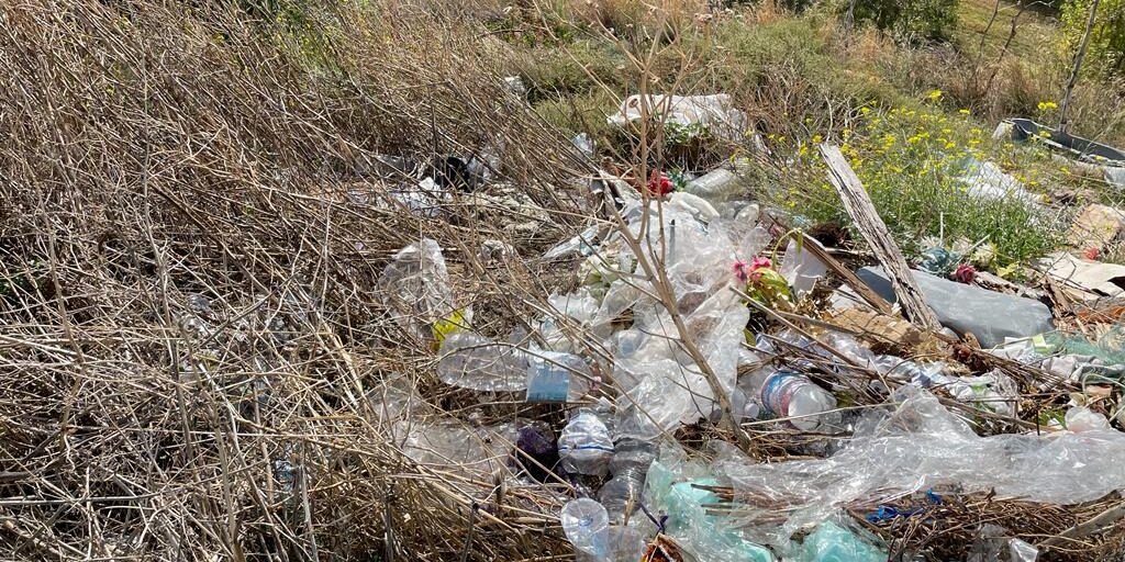 Botricello, forse sono i resti di un soldato quelli trovati in una discarica abusiva