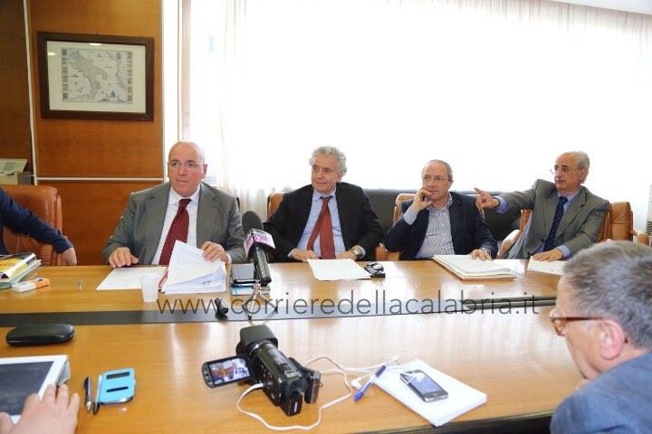 Oliverio, traghettatore dei vecchi apparati