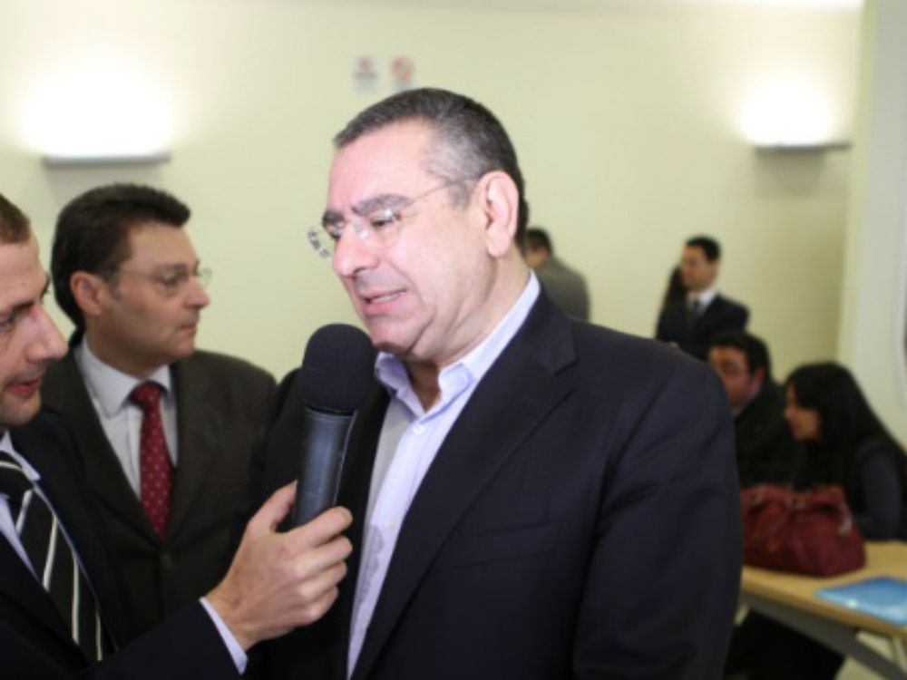 Spese pazze a Field, la Regione vuole chiedere i danni agli ex manager