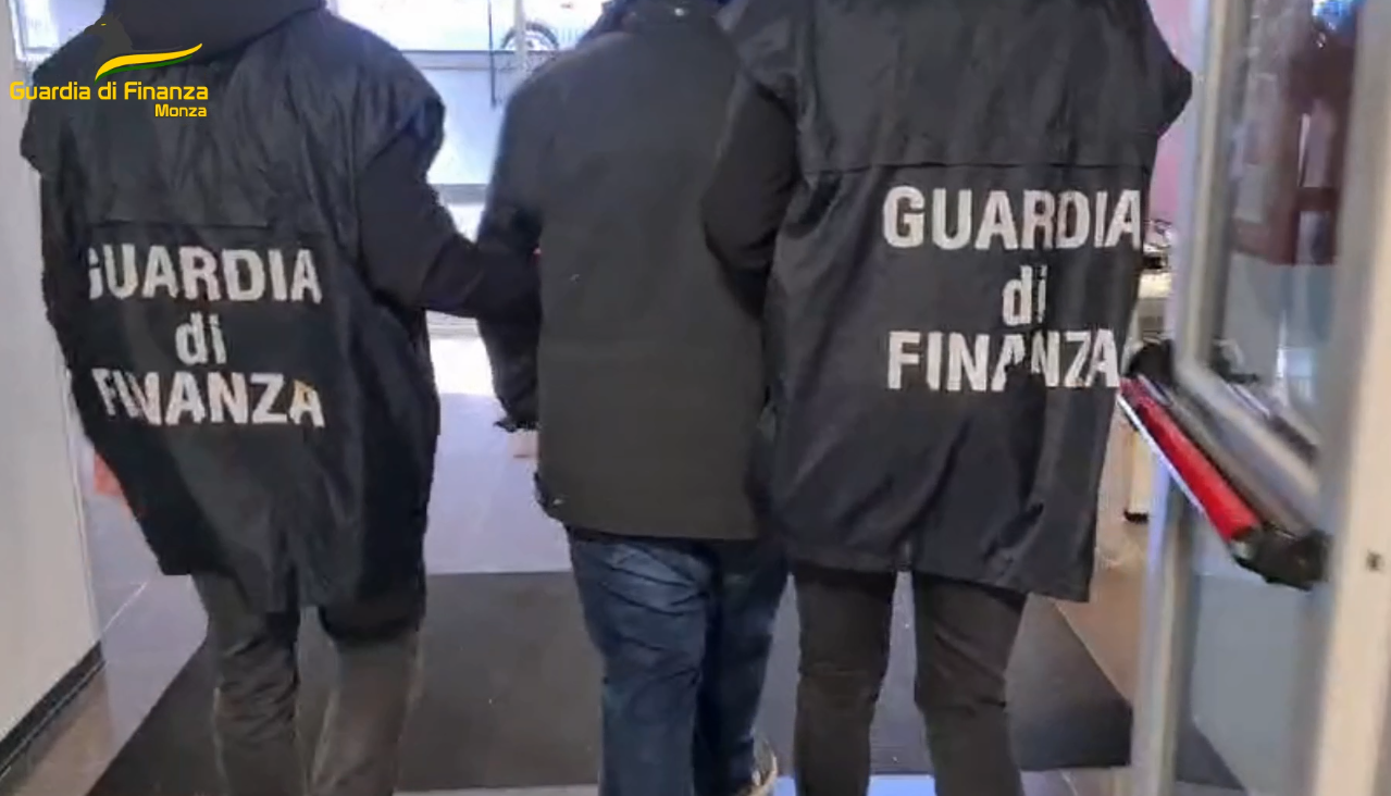 Bancarotta, in carcere il nipote di un boss di ‘ndrangheta a Monza – VIDEO