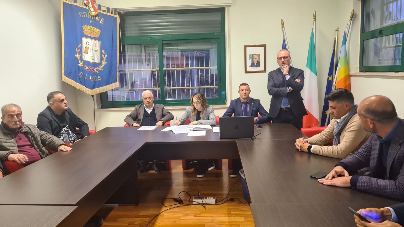 Versace e Mantegna a San Luca: «Chi vuole male a questa terra non fermerà la crescita della nostra comunità»