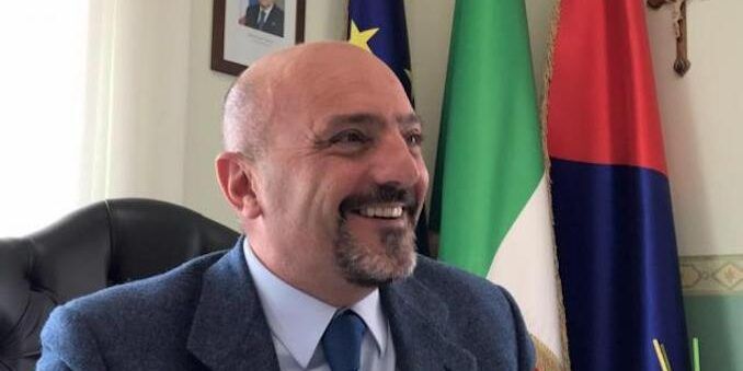 Appalti a Crotone, a giudizio l’ex sindaco Pugliese