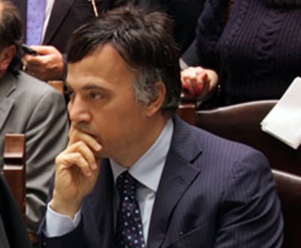 Galati segue Fitto: via da Berlusconi dopo le regionali