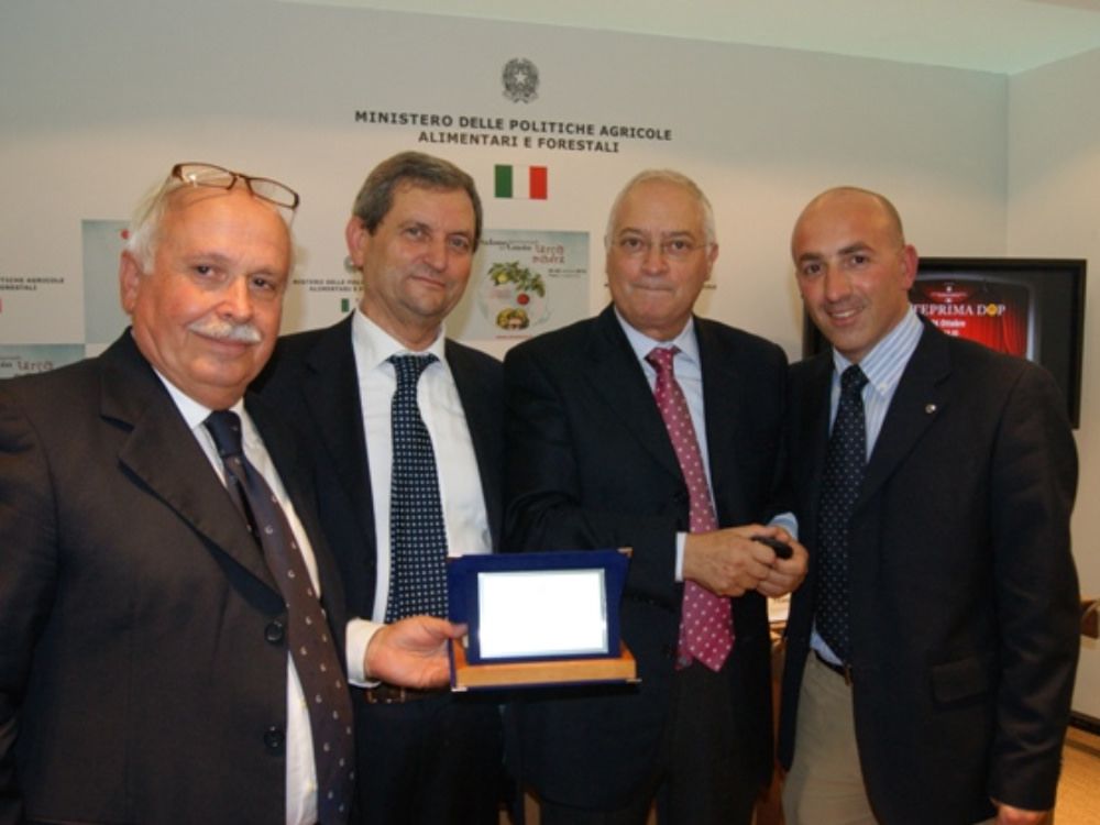 Il limone di Rocca Imperiale premiato al Salone del Gusto