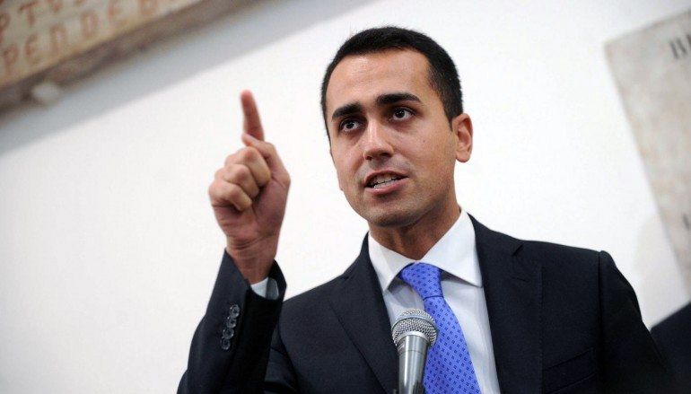 Di Maio (M5S): «Basta con le ruberie nella sanità calabrese»