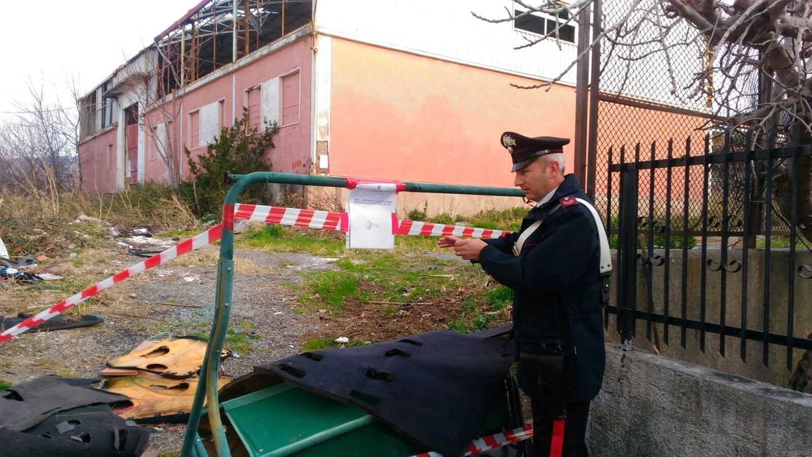 Fuscaldo , sequestrata una discarica abusiva