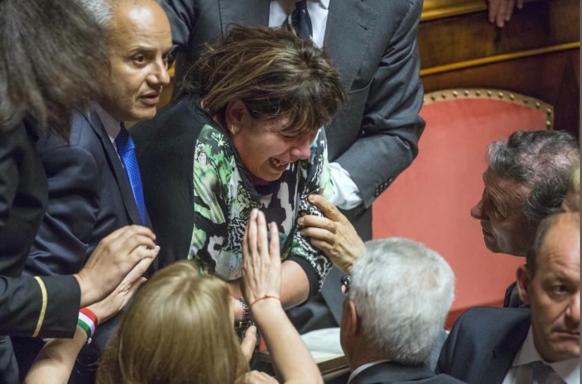 Bagarre in Senato, ecco i "salvatori" calabresi