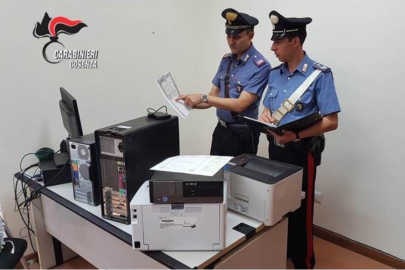 Diplomi taroccati, il falsario era pronto a continuare – I NOMI DEGLI INDAGATI