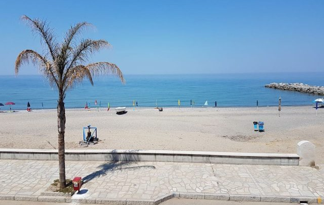 Lungomare di Cariati, revocato il divieto di balneazione