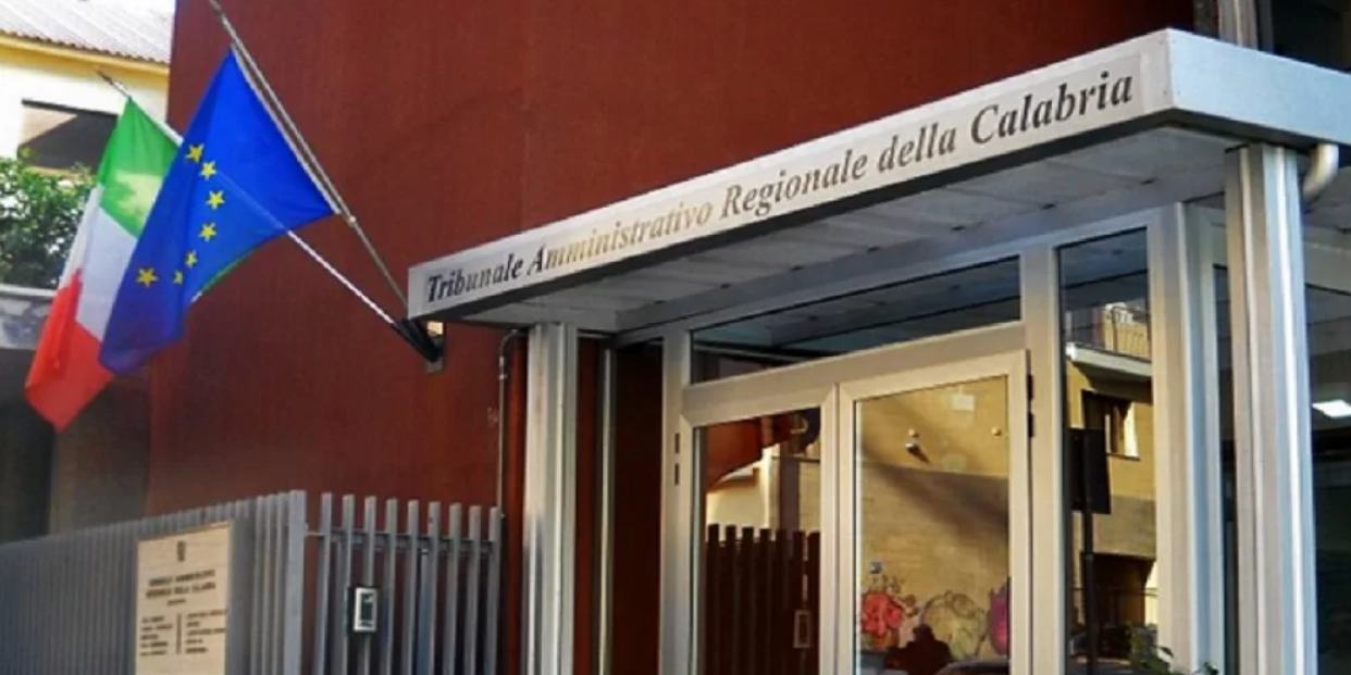 Selezione per dirigente al Comune di Petilia Policastro, il Tar ribalta l’esito