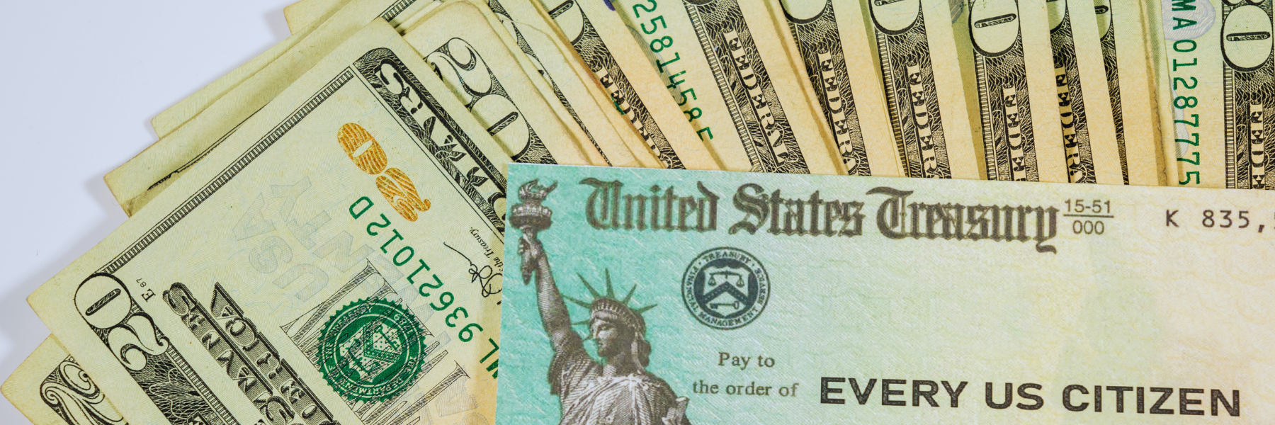 Pensionato alla frontiera con 10 milioni di dollari: denunciato