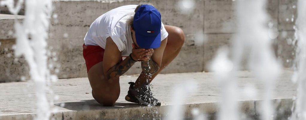 Tsunami di calore sull’Italia, lunedì 25 città da bollino rosso