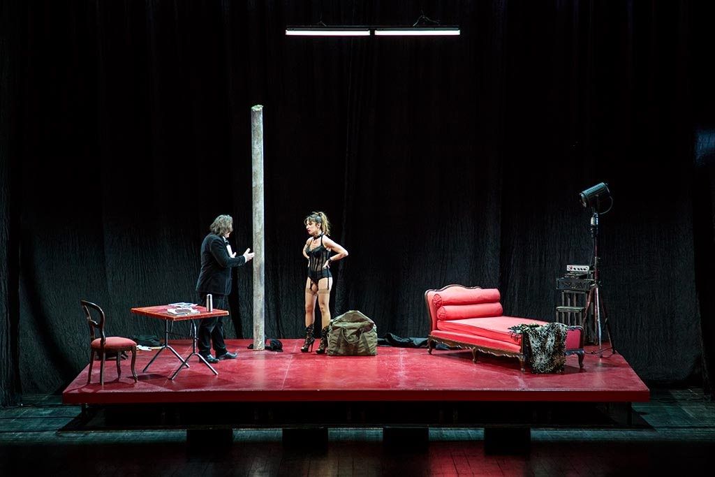 Vanda e Wanda sospese tra dramma e ironia – VIDEO