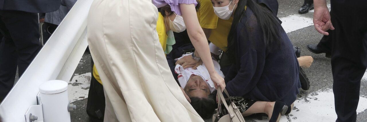 Attentato in Giappone, ucciso l’ex premier Shinzo Abe