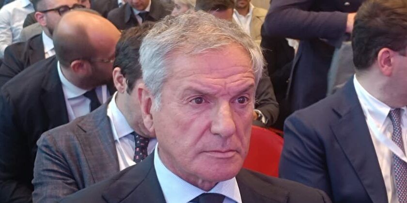 «Porto di Gioia Tauro in crescita doppia da sei anni. Sì al rigassificatore»