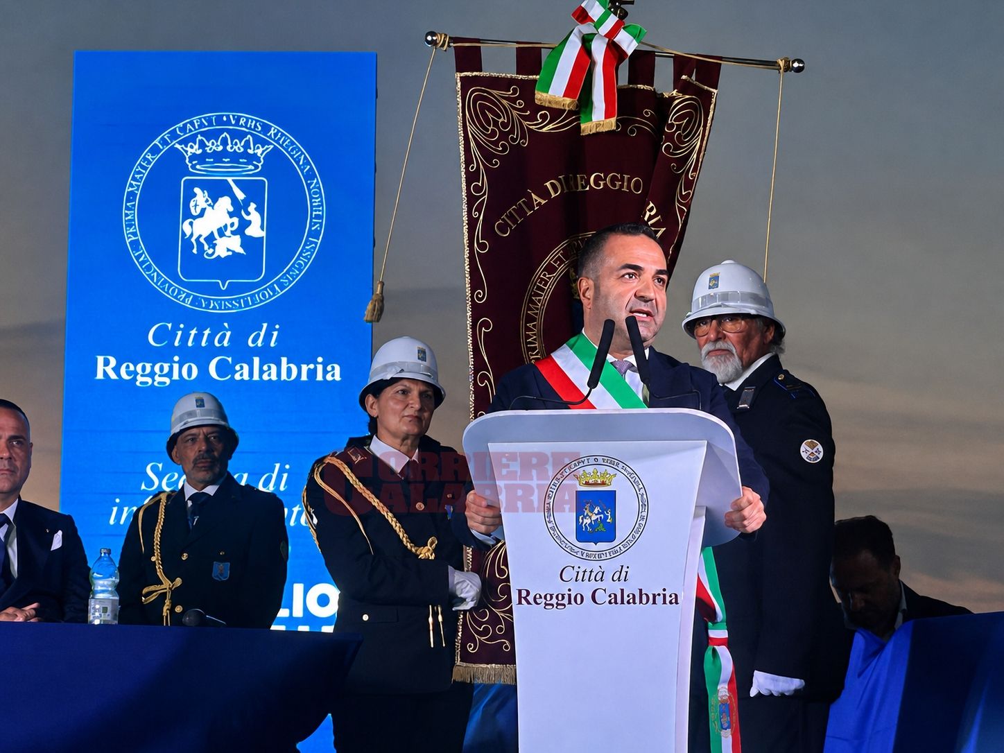 Cannizzaro apre la “nuova stagione” di Reggio. «Normalizzare la città e renderla protagonista» – FOTO