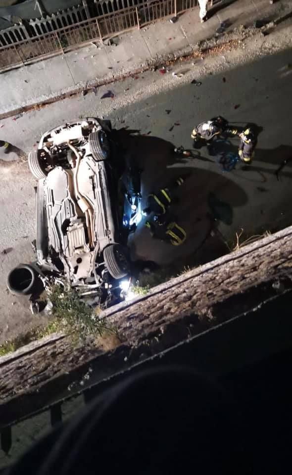 Auto precipita dal muro della stazione, un morto a San Giovanni in Fiore