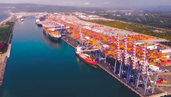 Statale 106, aeroporti, Gioia Tauro e (forse) l’Alta Velocità. Le “leve” per rompere l’isolamento