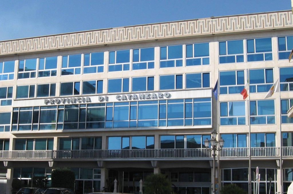La Provincia di Catanzaro vende immobili per 7 milioni
