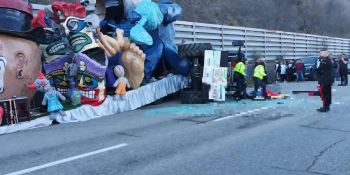 Carro di Carnevale si ribalta tra San Marco Argentano e Fagnano Castello: grave una giovane