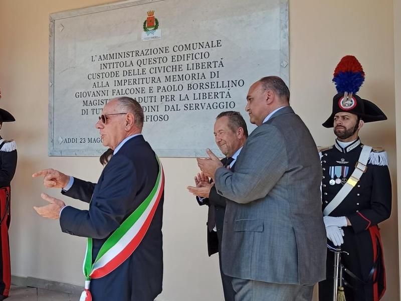 Il Comune di Gioia Tauro intitolato a Falcone e Borsellino. «Emblema del coraggio»