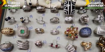 Era un sedicente promotore finanziario: la GdF gli confisca un “tesoro” da oltre 2 milioni di euro – VIDEO