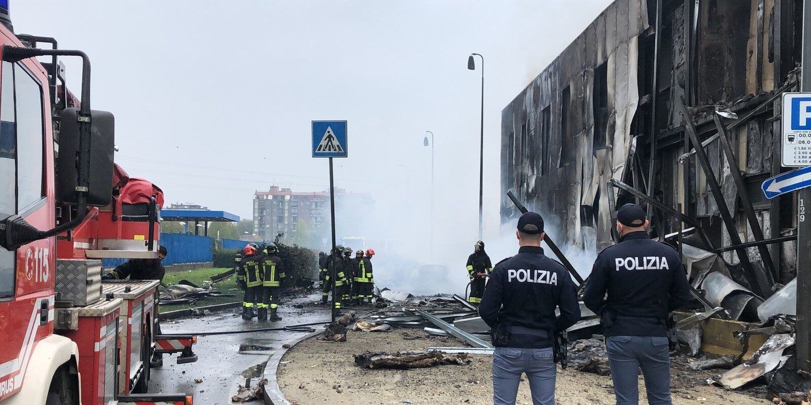 Strage aerea a Milano, due le vittime italiane