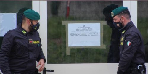 Party abusivi e dubbi sull'agibilità, sequestrata discoteca nel Lametino