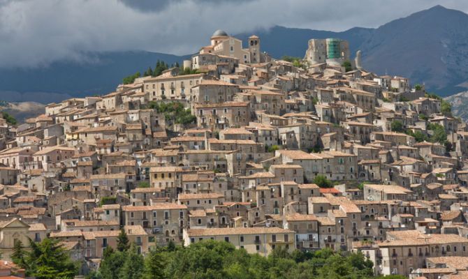 Aumentano i casi, Morano “zona arancione” fino al 9 gennaio