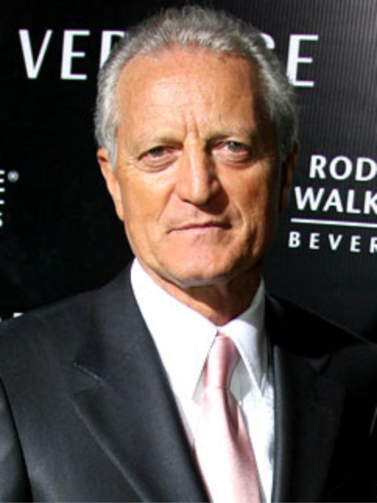 Anche Santo Versace "in lizza" per il Colle