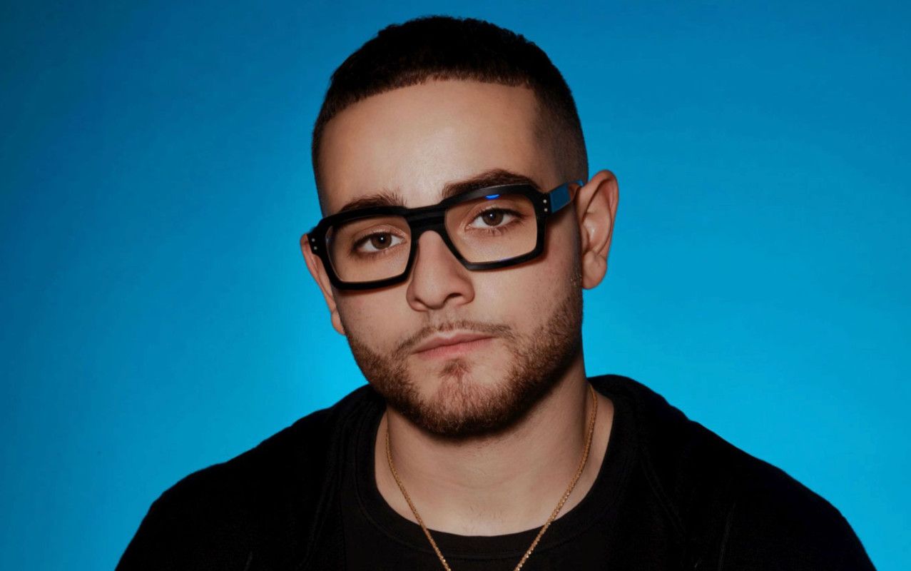 Concerto da incubo per Rocco Hunt a Savelli: il rapper interrompe per problemi tecnici