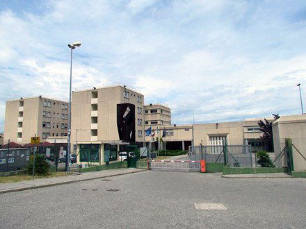 Carcere di Rossano, rinvenuto telefonino nella crema per le mani – VIDEO