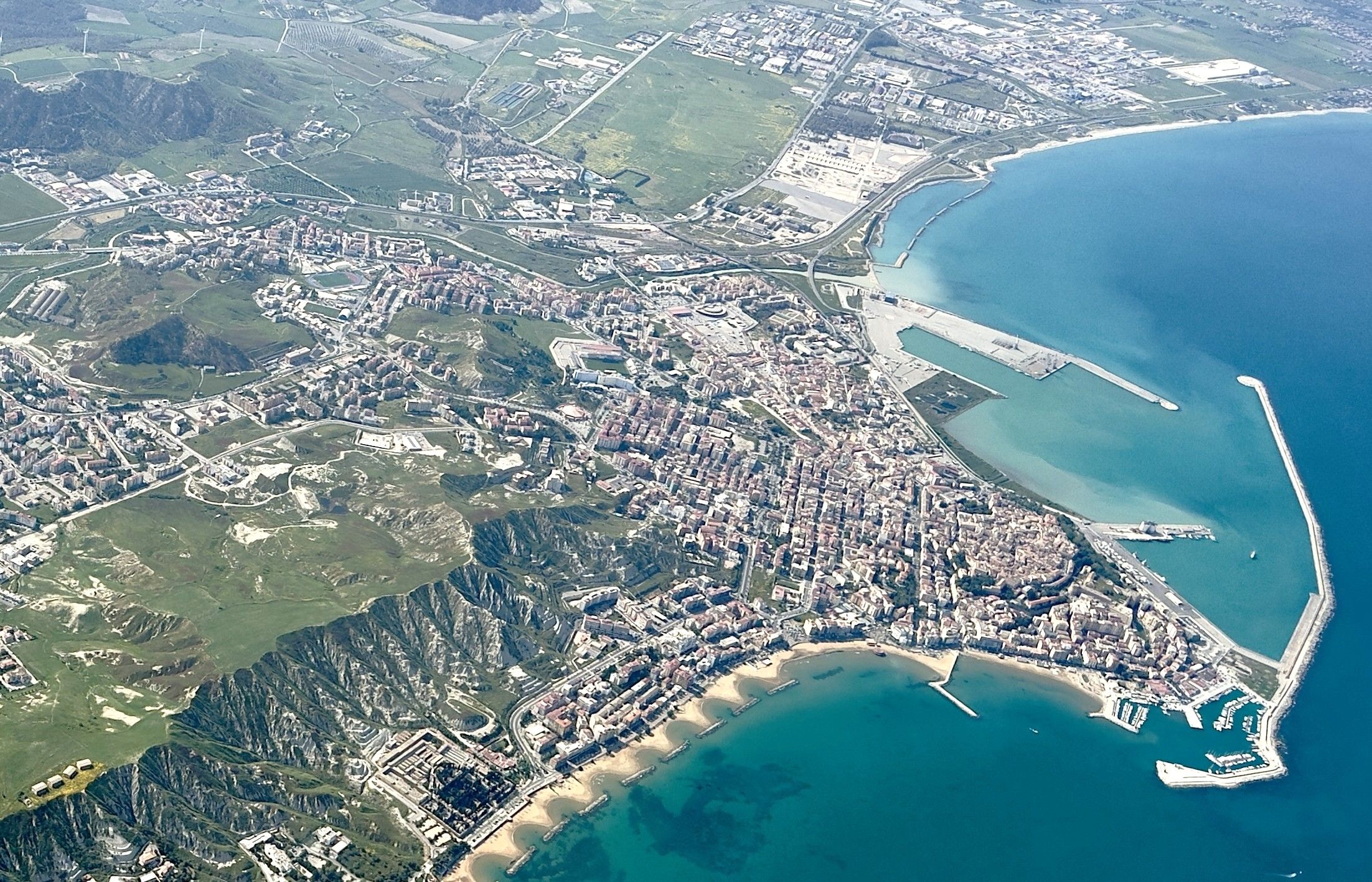 Bonifica Crotone, l’8 luglio sessione del tavolo tecnico permanente