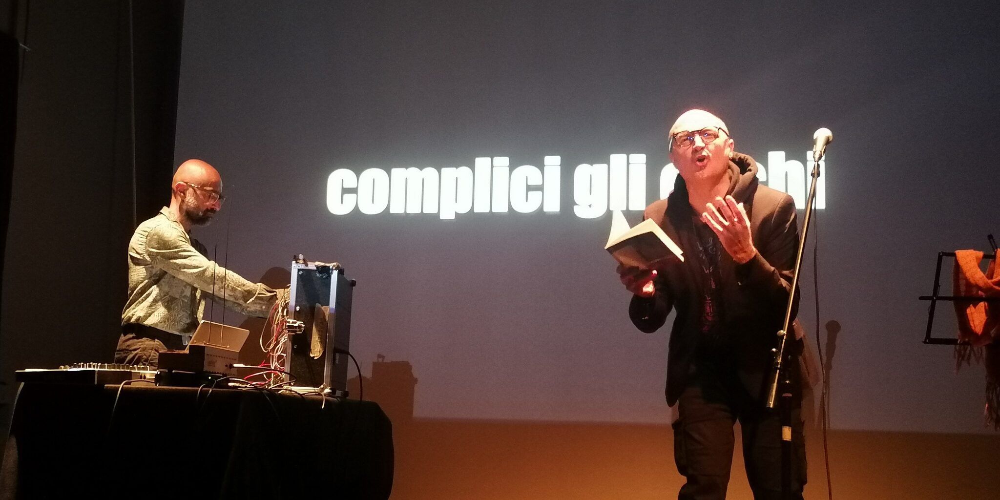 “Canzoniere Storto”, Ernesto Orrico presenta il suo nuovo libro all’Unical