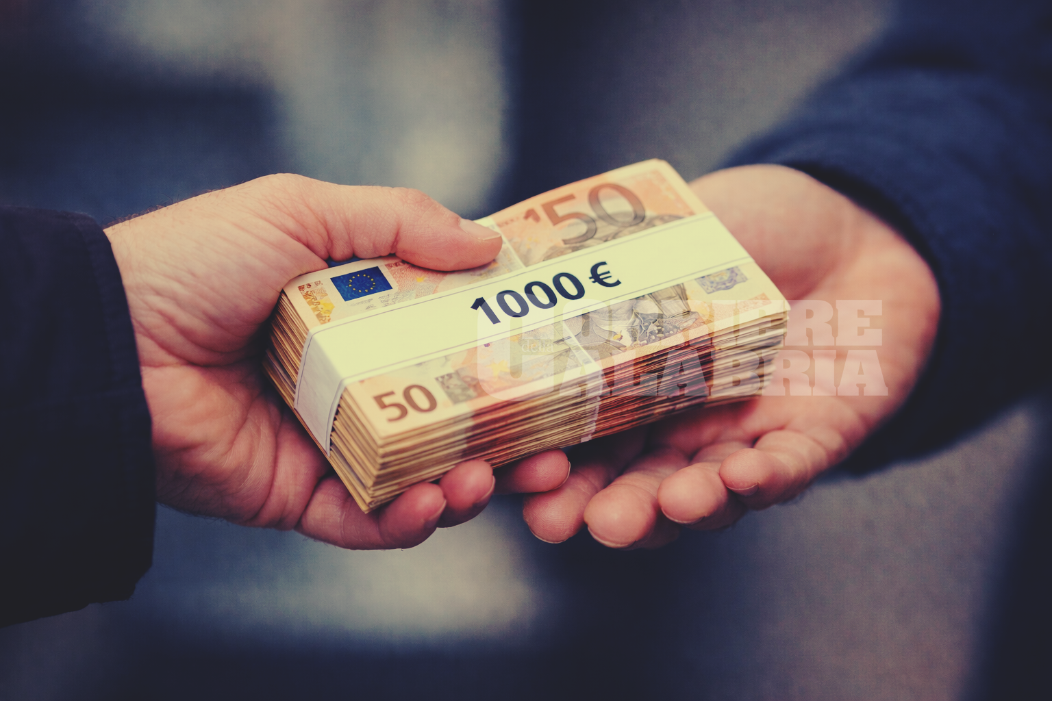 Mille euro per un matrimonio di comodo: a Lamezia il presunto “sistema” per ottenere pensioni e reddito di cittadinanza