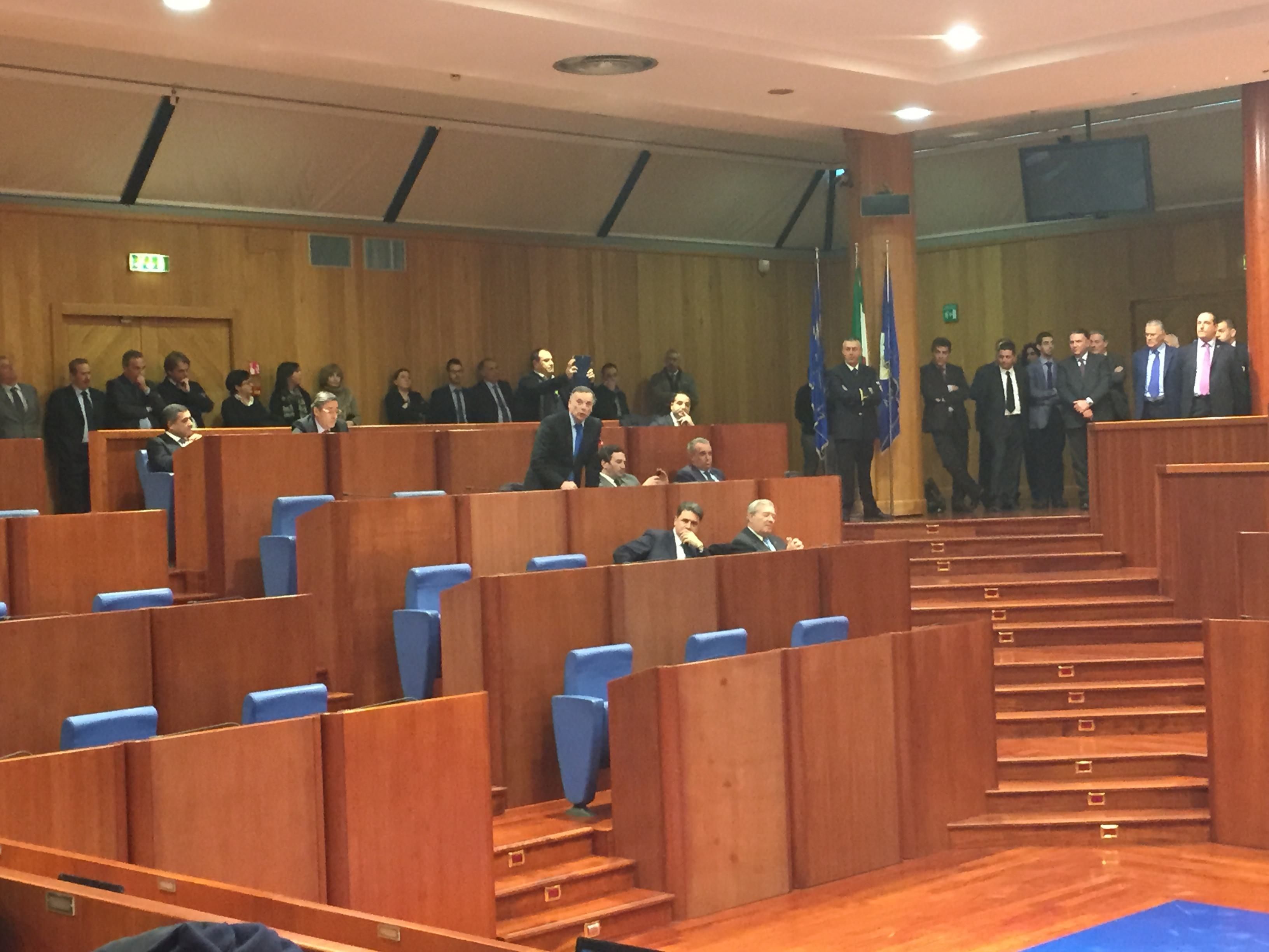 Il suicidio di Forza Italia